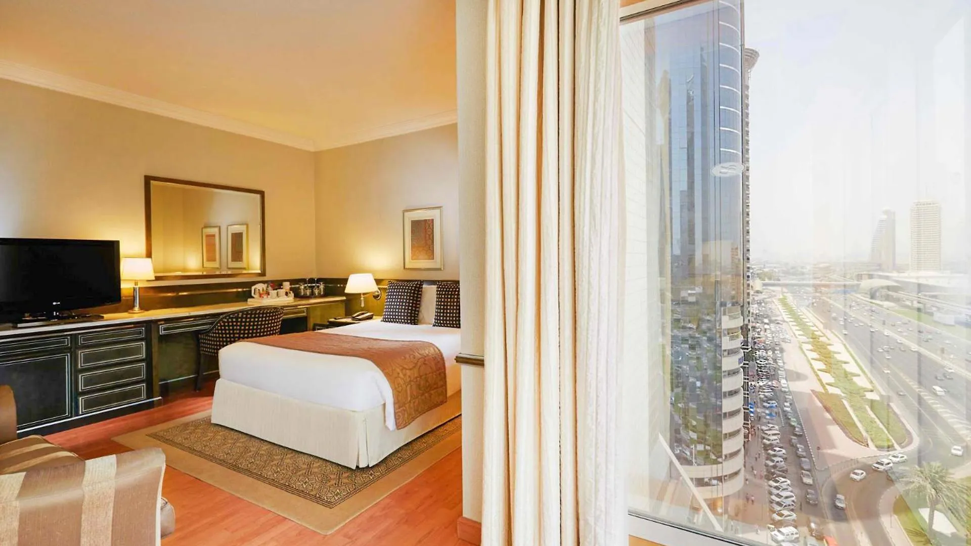 Millennium Plaza Downtown, Dubai Hotel 5*,